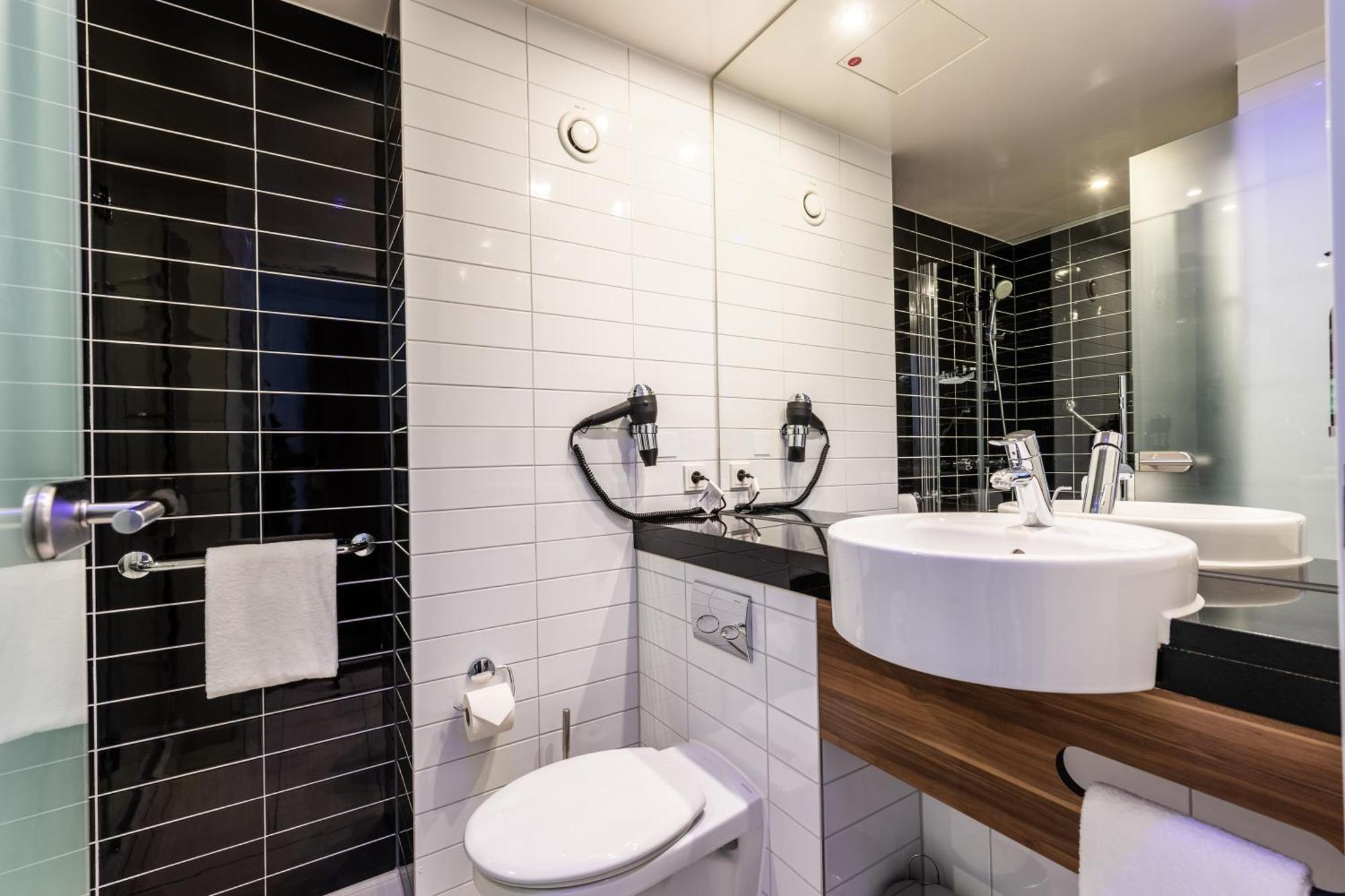Premier Inn Dresden City Zentrum Ngoại thất bức ảnh